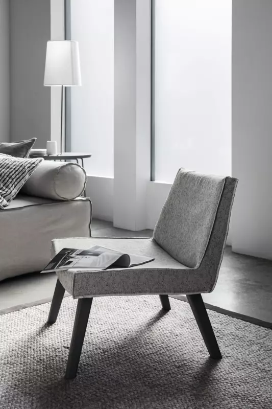 uploadimage/Beds_LC24_armchair_gervasoni_conte_living_italian_furniture2_1_2_3_4.png
