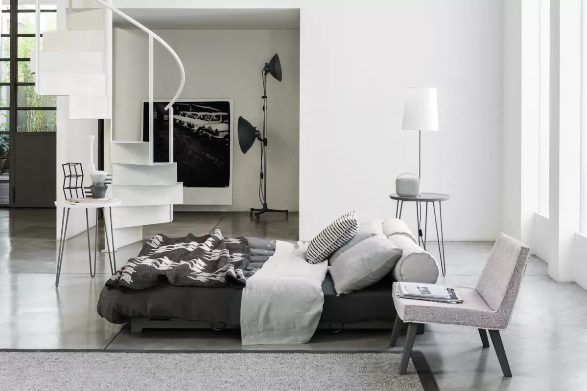 uploadimage/Beds_LC24_armchair_gervasoni_conte_living_italian_furniture_1_2.png