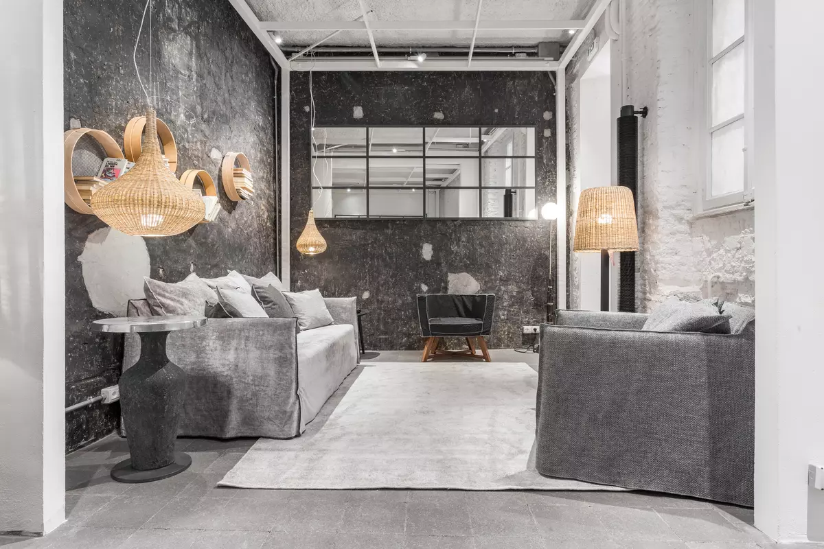 uploadimage/Ghost_armchair_gervasoni_conte_living_italian_furniture11_1.png
