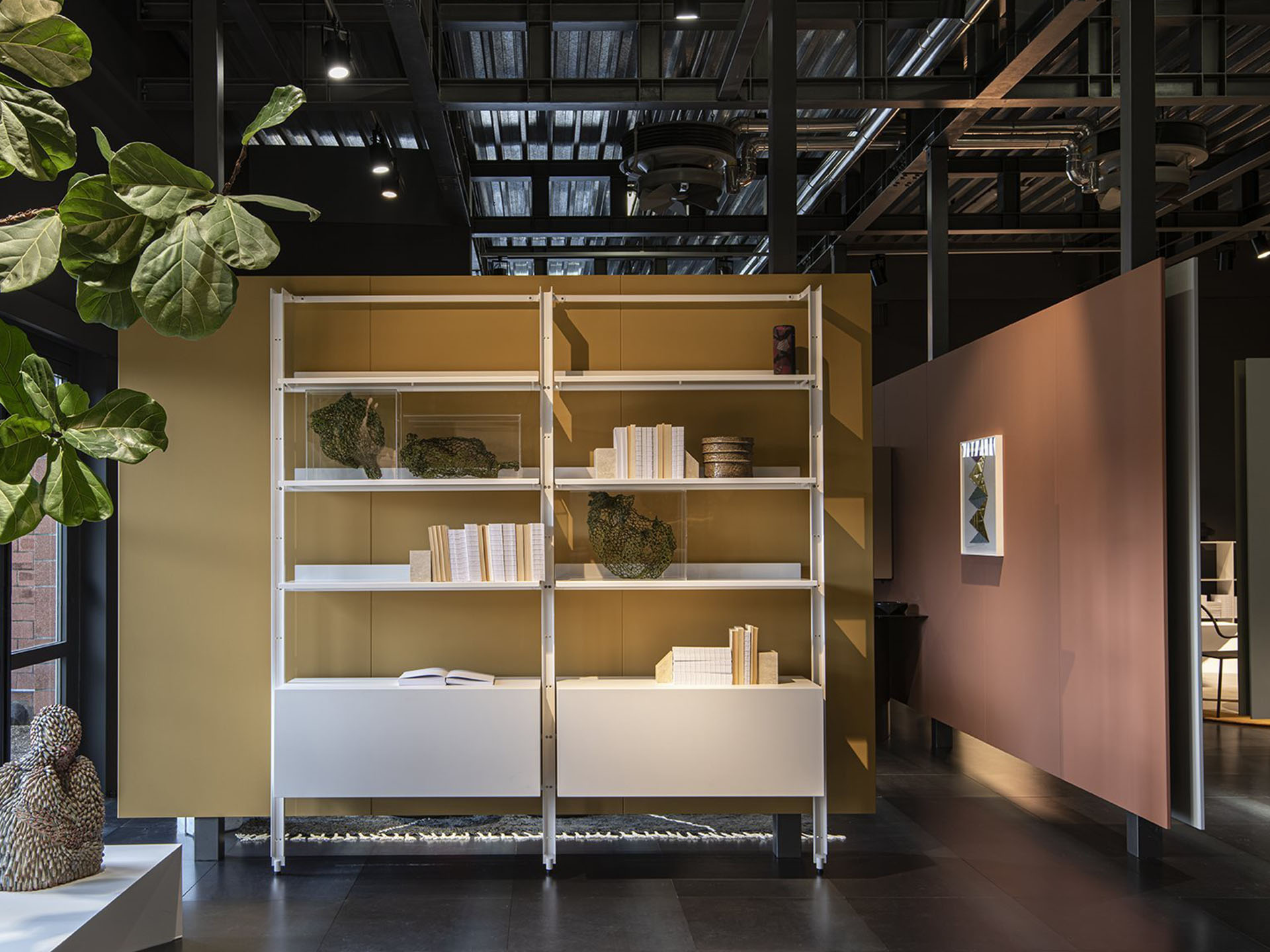 /static/uploadimage/Thumbnail_-_ke_sach_dung_amida_bookcase_desalto_-_conte_living_italian_furniture.jpg