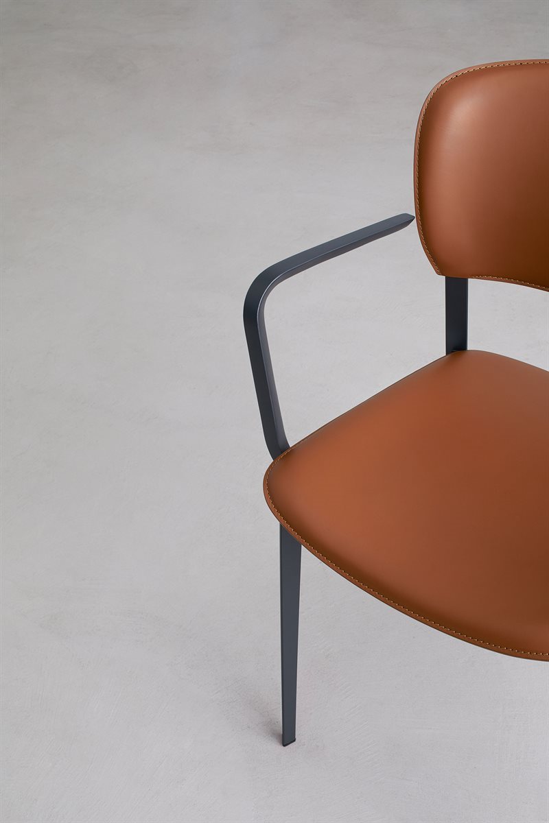 uploadimage/ghe_PLY_chair_desalto_conte_living_italian_furniture10_1.jpg