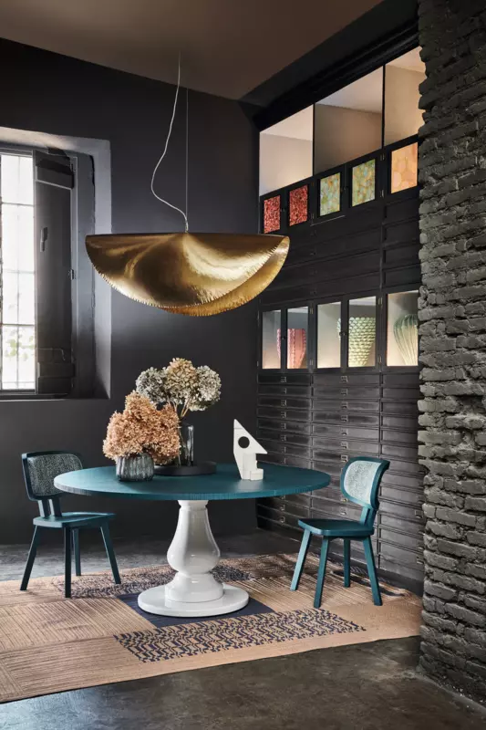 uploadimage/gray_38_round_table_gervasoni_conte_living_italian_furniture1_1_2.png